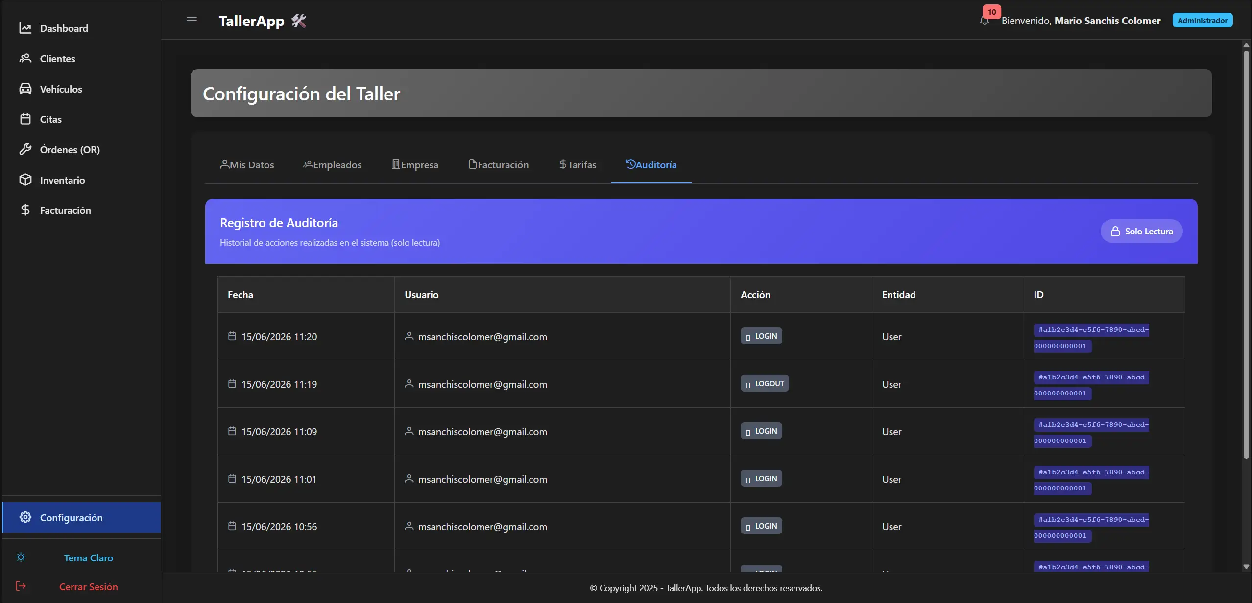 TallerApp en tema oscuro mostrando el panel de auditoría del sistema